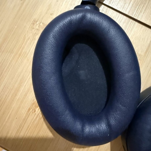 Sony Headphones WH-1000XM4 Noise Cancelling like new