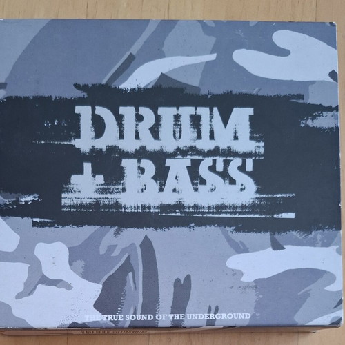 Drum + Bass The True Sound Of The Underground 3x CD like new, electronic