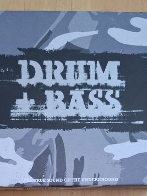 Drum + Bass The True Sound Of The Underground 3x CD like new, electronic