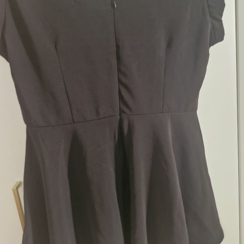 Sleeveless rock shirt Selected size 40 like new