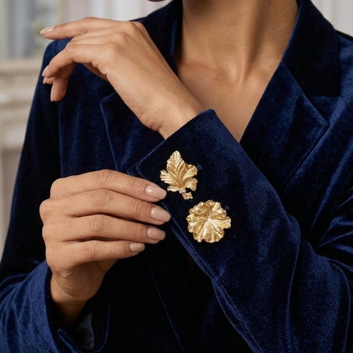 Decorative cufflinks new, gold-colored