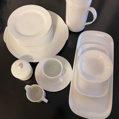 Vintage Alt Tirschenreuth Venezia Germany porcelain coffee and tea set like new, 32 pieces