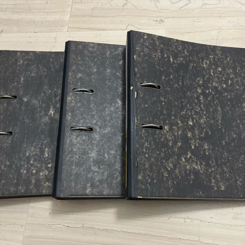File binders like new, pack of 3