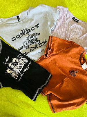 Crop top μπλουζάκια γυναικεία σαν καινούργια, μέγεθος medium, 4 τεμάχια