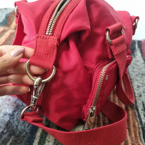 Tommy Hilfiger καμβάς τσάντα ώμου σαν καινούργια, κόκκινη