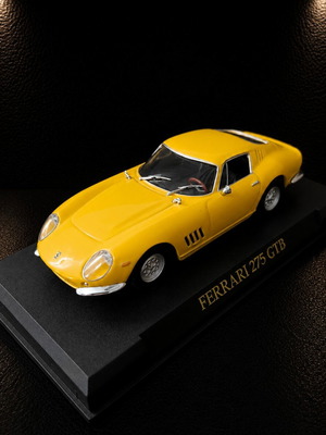 DeAgostini Ferrari 275 GTB 1964 1:43 scale model like new