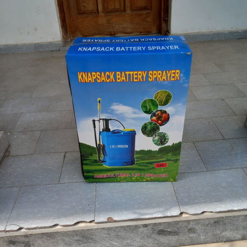 Knapsack battery sprayer garden new with battery