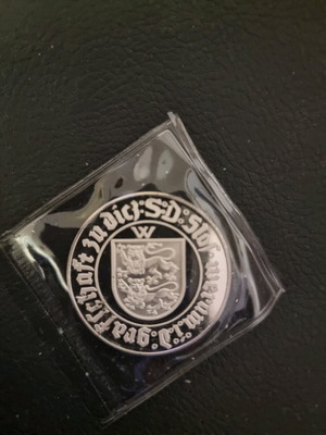 Collectible German medal like new