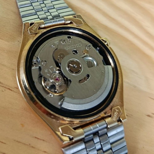 Seiko 5 Automatic Gold Tone Men's Watch used