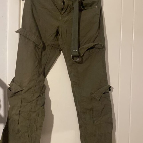 Bershka green cargo jeans with belt like new, size XS
