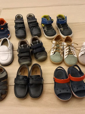 Children's shoes size 21 branded
