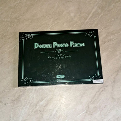 Double photo frame new with unique design