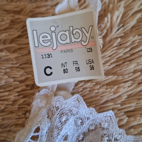 Lejaby bra new with tags, white