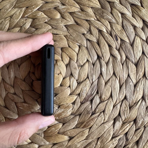Marlboro lighter used with geometric lines design