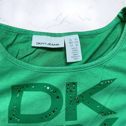 DKNY women's sleeveless top green like new, size XS