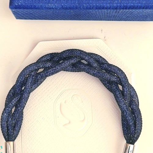 Swarovski Stardust flexible bracelet with blue crystals