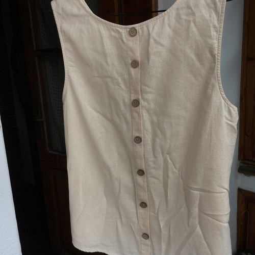 Pulz cotton linen top L like new beige with button back