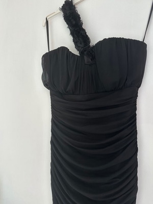 Rare London black evening dress with rose shoulder, size L
