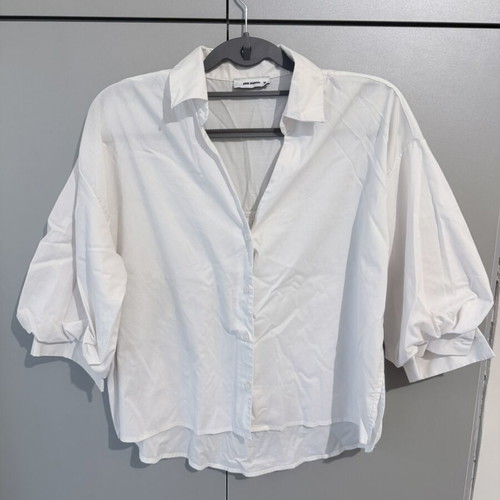 White Pink Woman shirt with balloon sleeves like new, size M