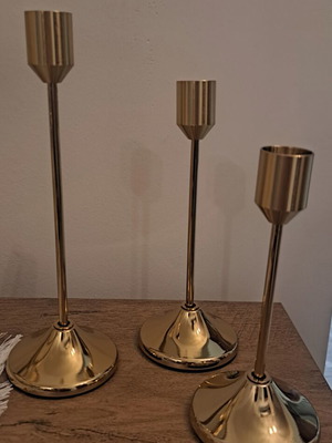 Set of 3 metal candlesticks like new