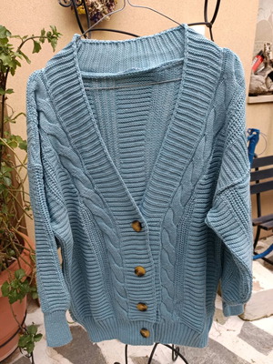Thick knit cardigan new gray-blue 50% wool one size