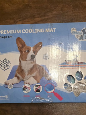 CoolPets Self-Cooling Dog Mat Medium 50x40cm new