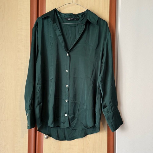 Zara shirt new, cypress color, size Small