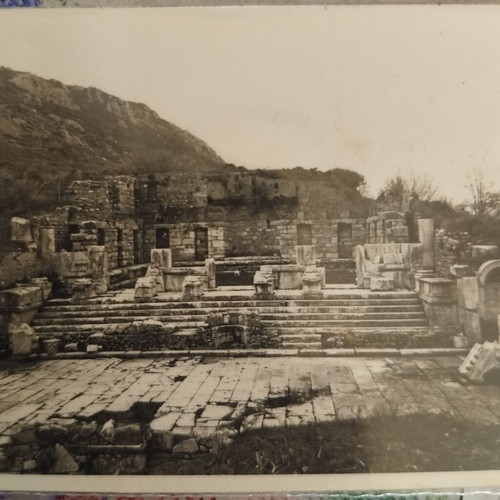 Ancient Ephesus Library of Celsus ruins postcard like new, 1950s
