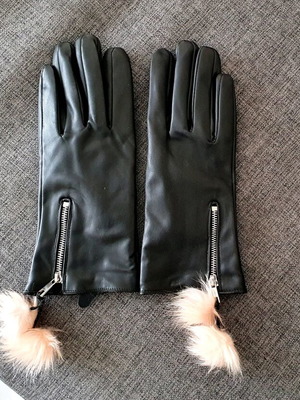 Gloves black with leather texture and tassels like new