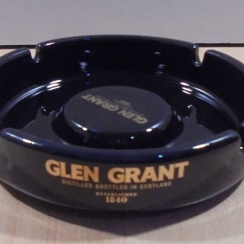 Glen Grant scotch whisky promotional ceramic ashtray 1990s new