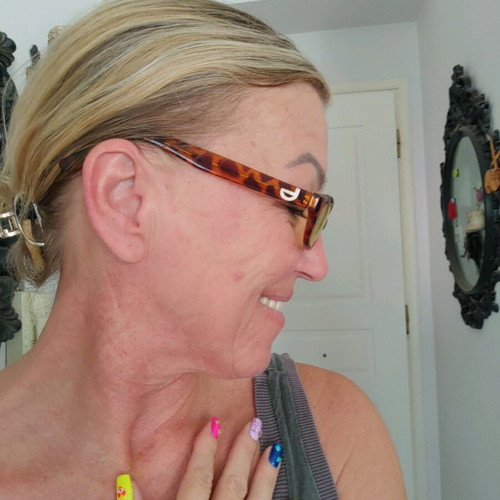 Vintage sunglasses like new with tiger frame and yellow lenses