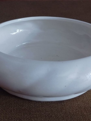 Vintage Opaline Bowl 25cm Milk Glass swirl pattern, like new