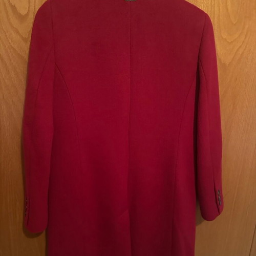DKNY red coat size XS like new with buttons