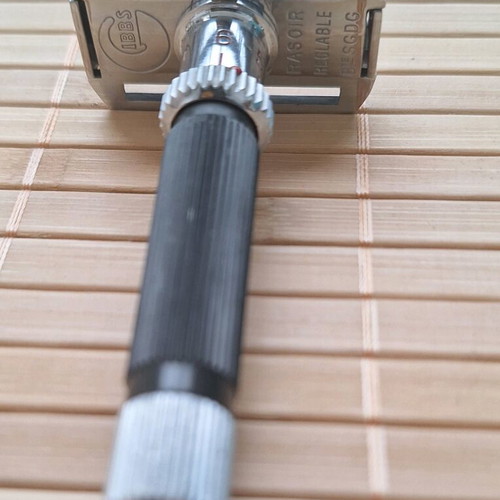 Gibbs DE Adjustable Razor used, made in France