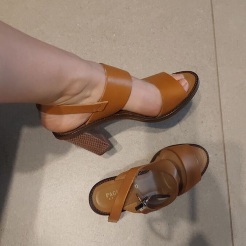 Paola Ferri leather sandals like new, size 39, brown