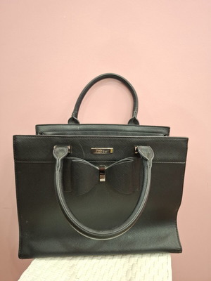 Classic large shoulder bag with bow used, black