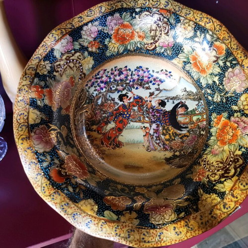 Satsuma handmade in excellent condition