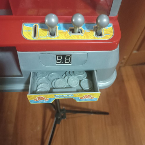 Vintage Mini Claw Machine with Lights and Sound like new