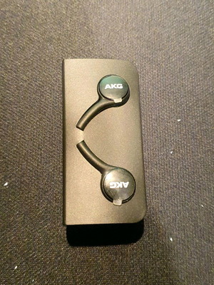 Samsung Ενσύρματα Ακουστικά Akg 3.5mm καινούργια, αχρησιμοποίητα