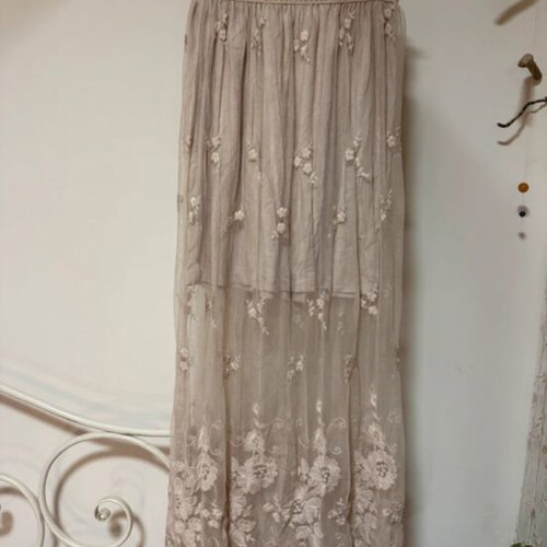 BSB maxi romantic skirt used with lace, size S, beige