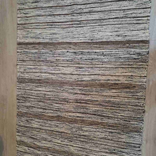 Flat Weave Rug like new 117x185 cm in warm beige tones