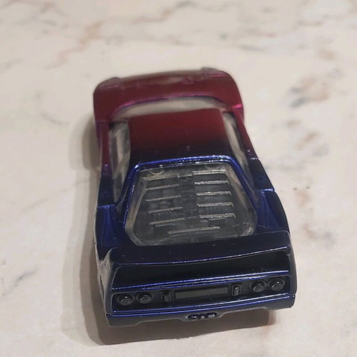 Matchbox 1993 Ferrari F40 Purple like new