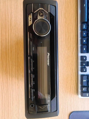Ραδιόφωνο αυτοκινήτου Pioneer DEH-S320BT μεταχειρισμένο με μικρόφωνο