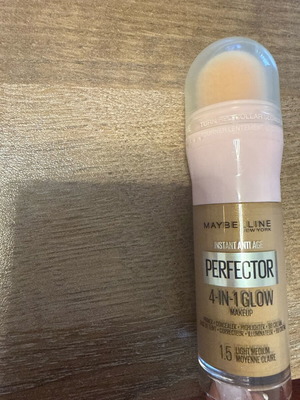 Maybelline Instant Perfector 4-in-1 Glow Makeup καινούργιο