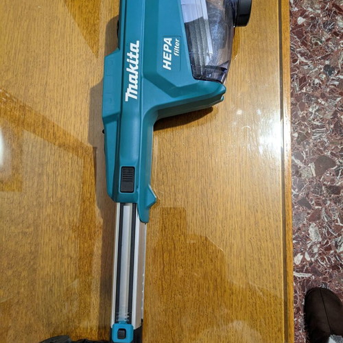 Makita dx15 dust collector used