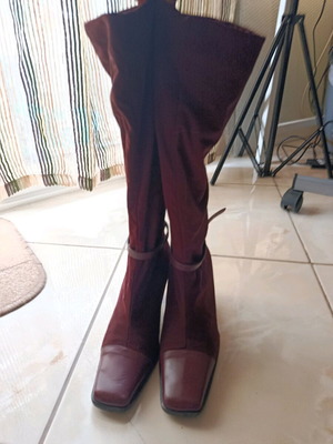 Bordeaux sock boots with leather details size 38 like new