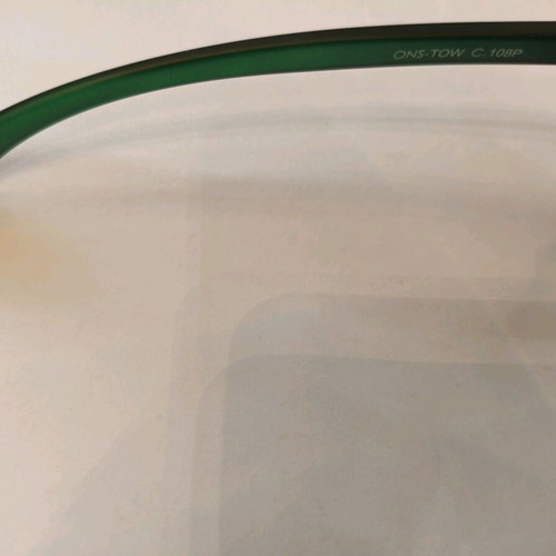 O'NEILL sunglasses like new with grey and green mirror lenses