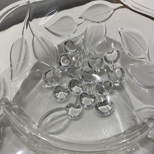Glass fruit bowl with embossed designs used