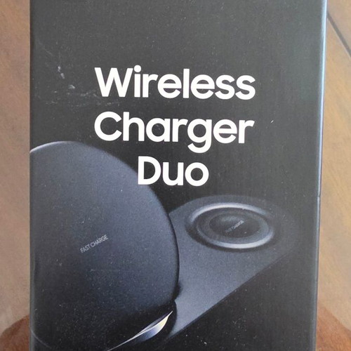 Samsung Wireless Charger Duo EP-N6100, dual fast charge pads