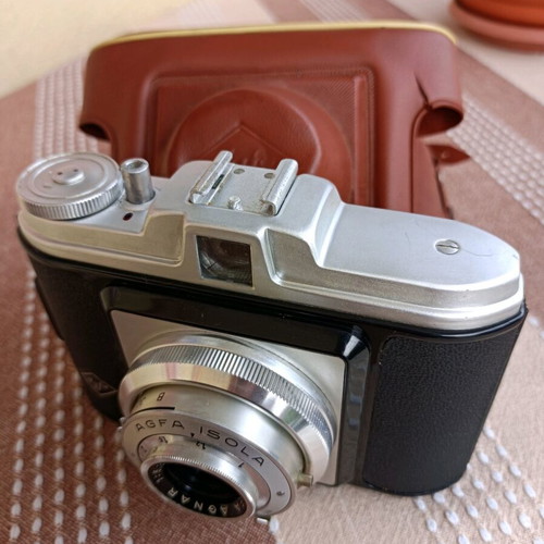 Agfa Isola II used camera with Agnar f/6.3 lens